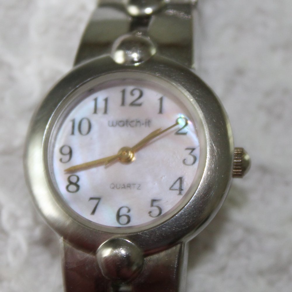 Watch-it Mother of Pearl Face Stainless Steel Bracelet Band